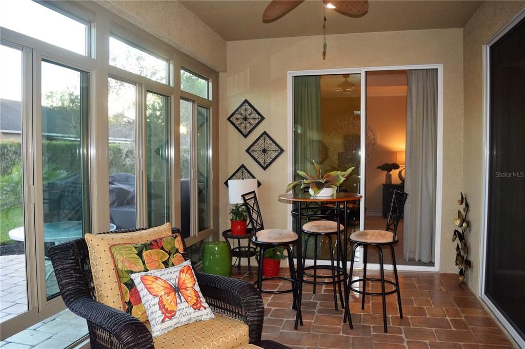 Recently Sold: $499,000 (3 beds, 2 baths, 2476 Square Feet)