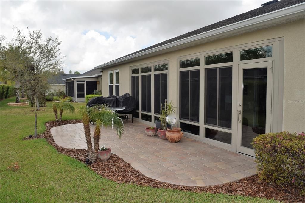 Recently Sold: $499,000 (3 beds, 2 baths, 2476 Square Feet)