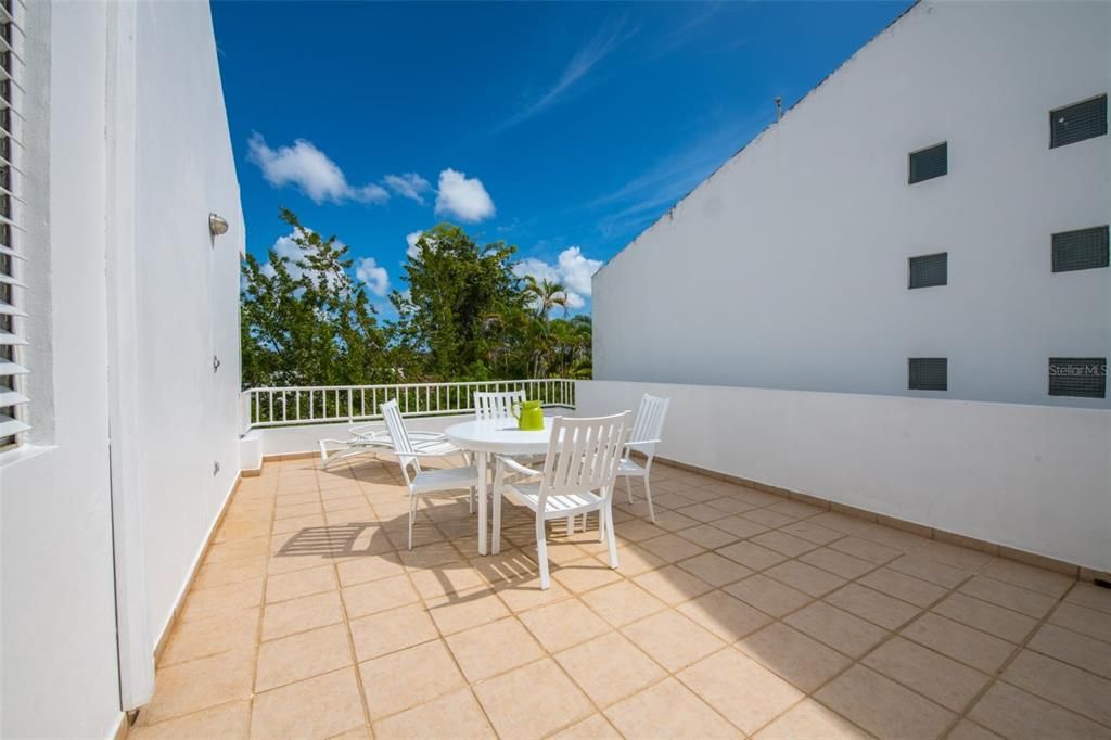 Office opens to spacious Terrace