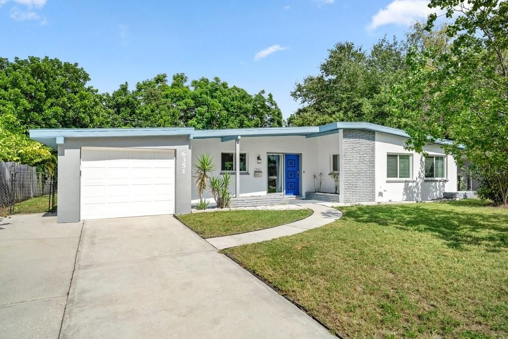 Recently Sold: $465,000 (3 beds, 2 baths, 1544 Square Feet)