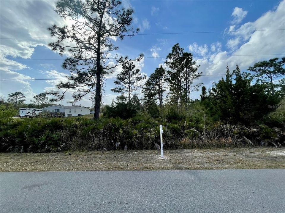 Vendido Recientemente: $55,000 (0.93 acres)