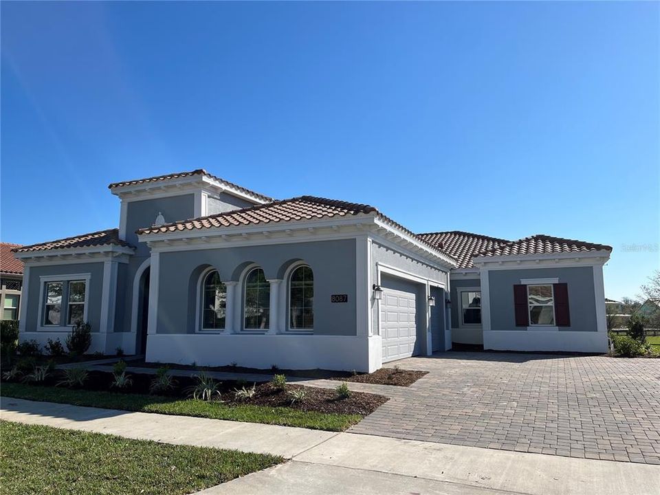 Recently Sold: $946,040 (4 beds, 5 baths, 4279 Square Feet)