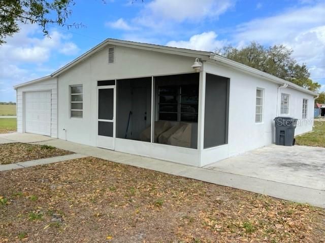 Recently Sold: $125,000 (2 beds, 1 baths, 1035 Square Feet)