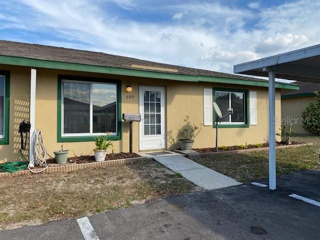 Recently Sold: $158,000 (2 beds, 2 baths, 1073 Square Feet)