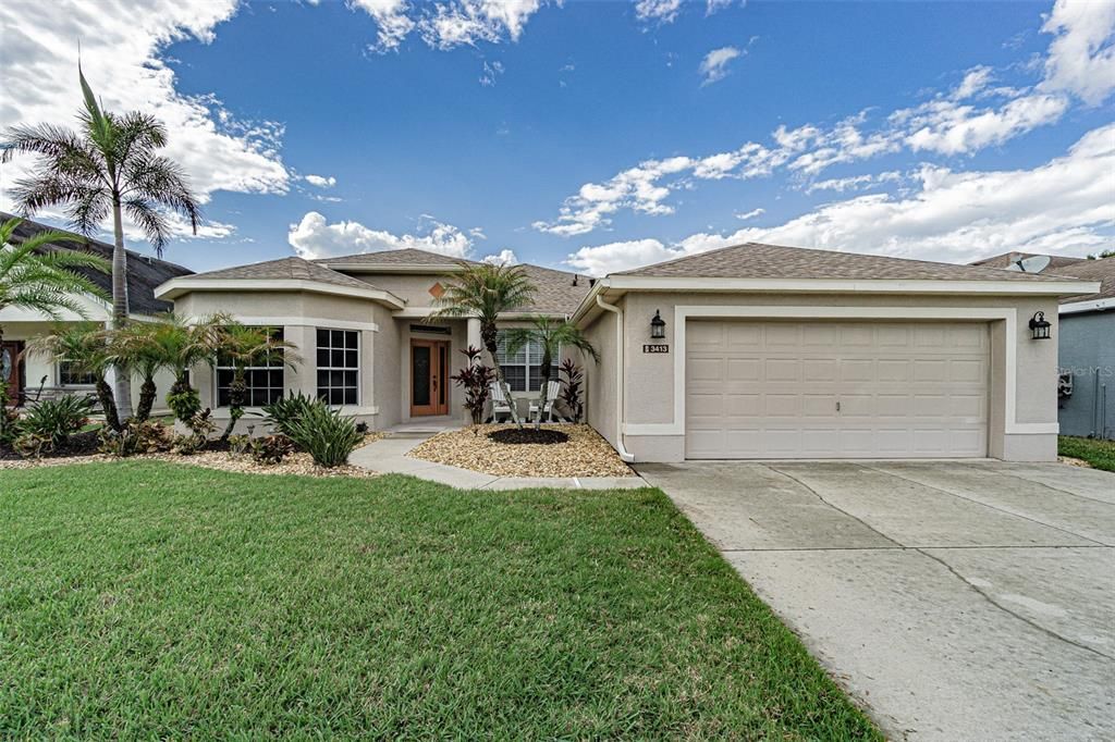 Recently Sold: $450,000 (4 beds, 3 baths, 2690 Square Feet)