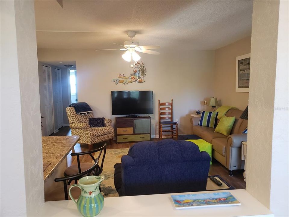 Recently Sold: $189,900 (1 beds, 1 baths, 630 Square Feet)
