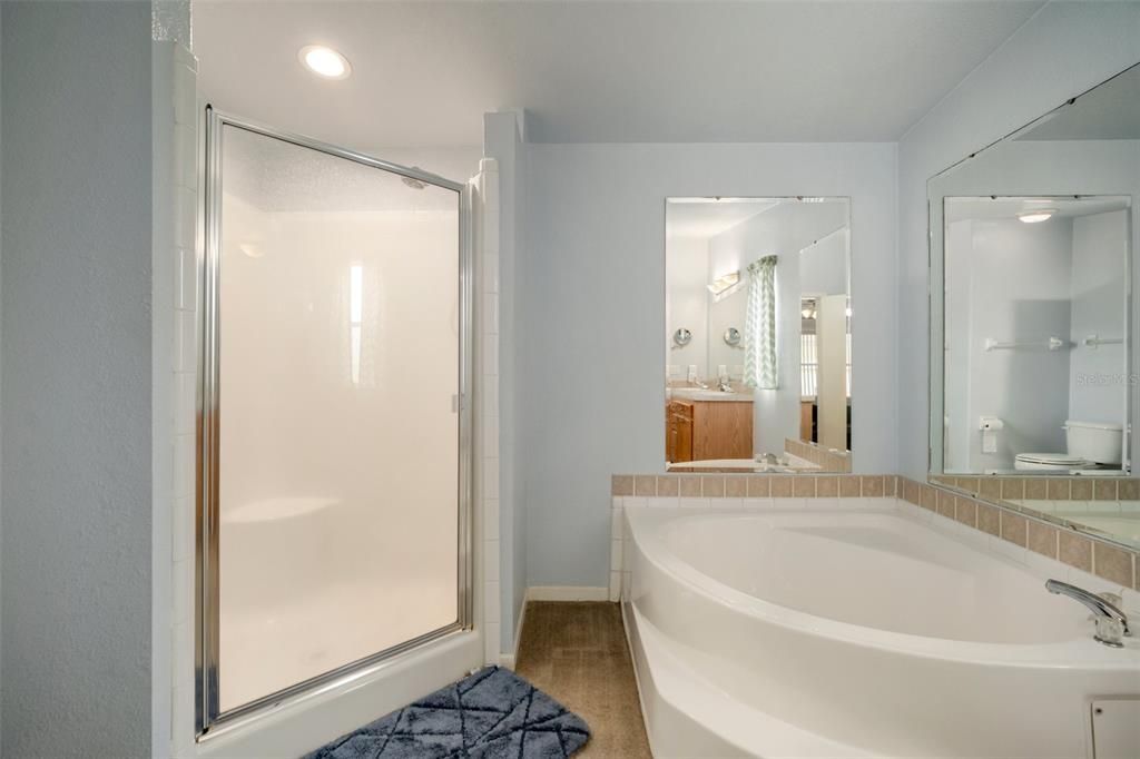 最近售出: $499,900 (4 贝兹, 2 浴室, 2100 平方英尺)