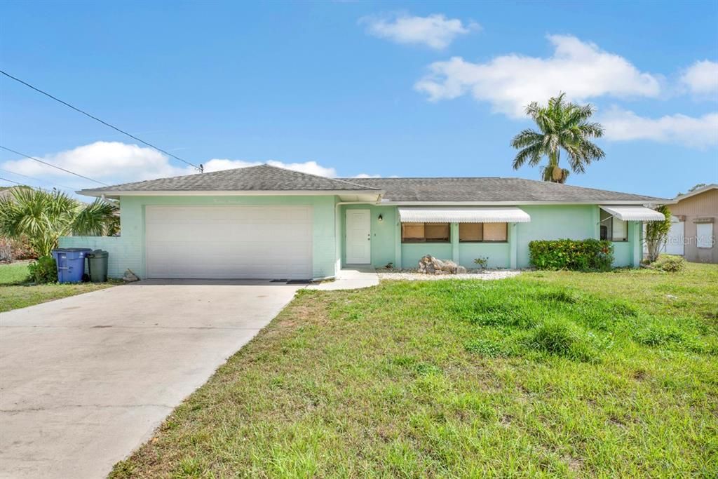 Recently Sold: $330,000 (2 beds, 2 baths, 1232 Square Feet)