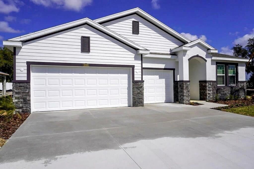 Vendido Recientemente: $374,380 (4 camas, 3 baños, 2794 Pies cuadrados)