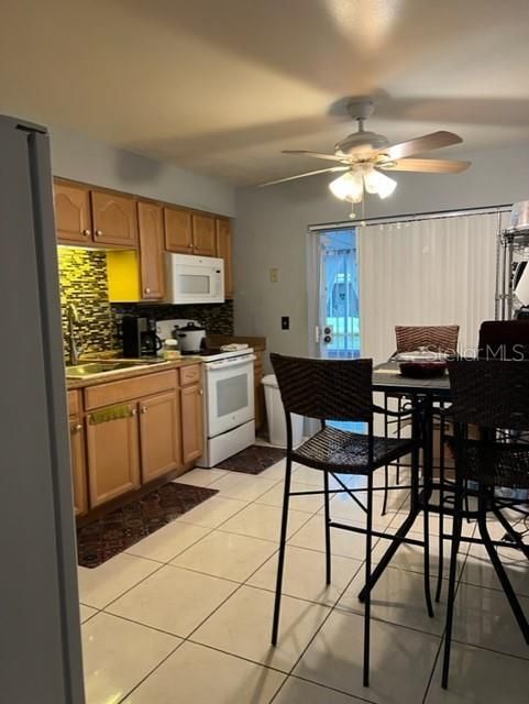 Recently Sold: $170,000 (2 beds, 1 baths, 704 Square Feet)