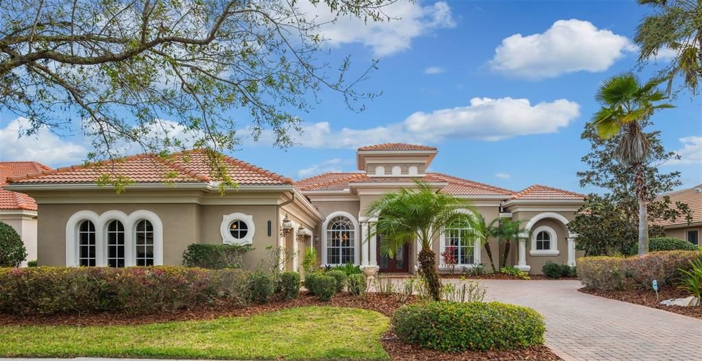 Recently Sold: $1,100,000 (4 beds, 4 baths, 3775 Square Feet)