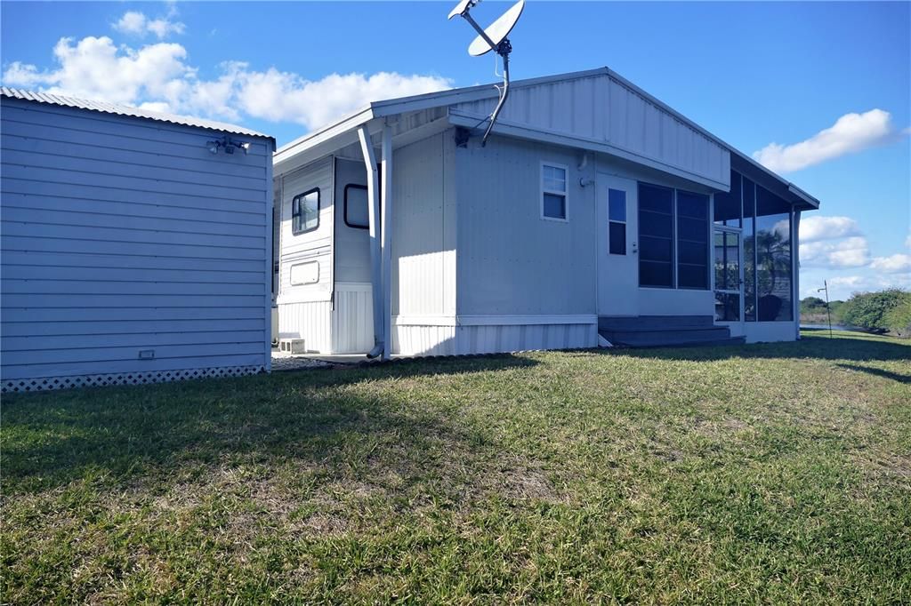 Recently Sold: $79,000 (2 beds, 2 baths, 665 Square Feet)