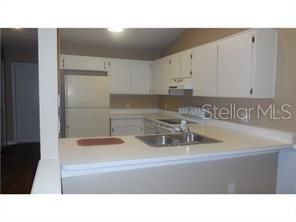 Recently Rented: $2,100 (3 beds, 2 baths, 1125 Square Feet)