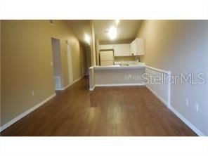 Recently Rented: $2,100 (3 beds, 2 baths, 1125 Square Feet)