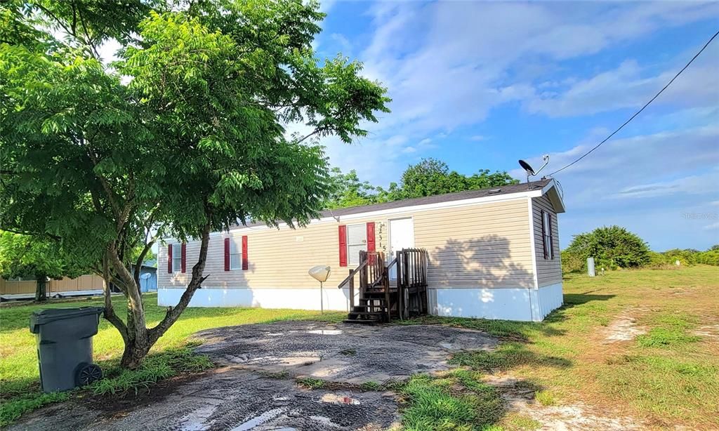 Recently Sold: $159,000 (3 beds, 1 baths, 784 Square Feet)