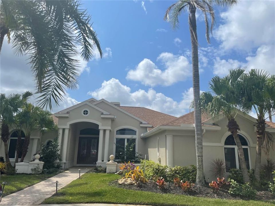 Recently Sold: $970,000 (4 beds, 3 baths, 3009 Square Feet)