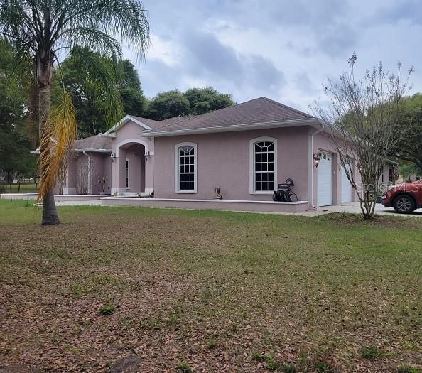 Recently Sold: $800,000 (5 beds, 3 baths, 3377 Square Feet)
