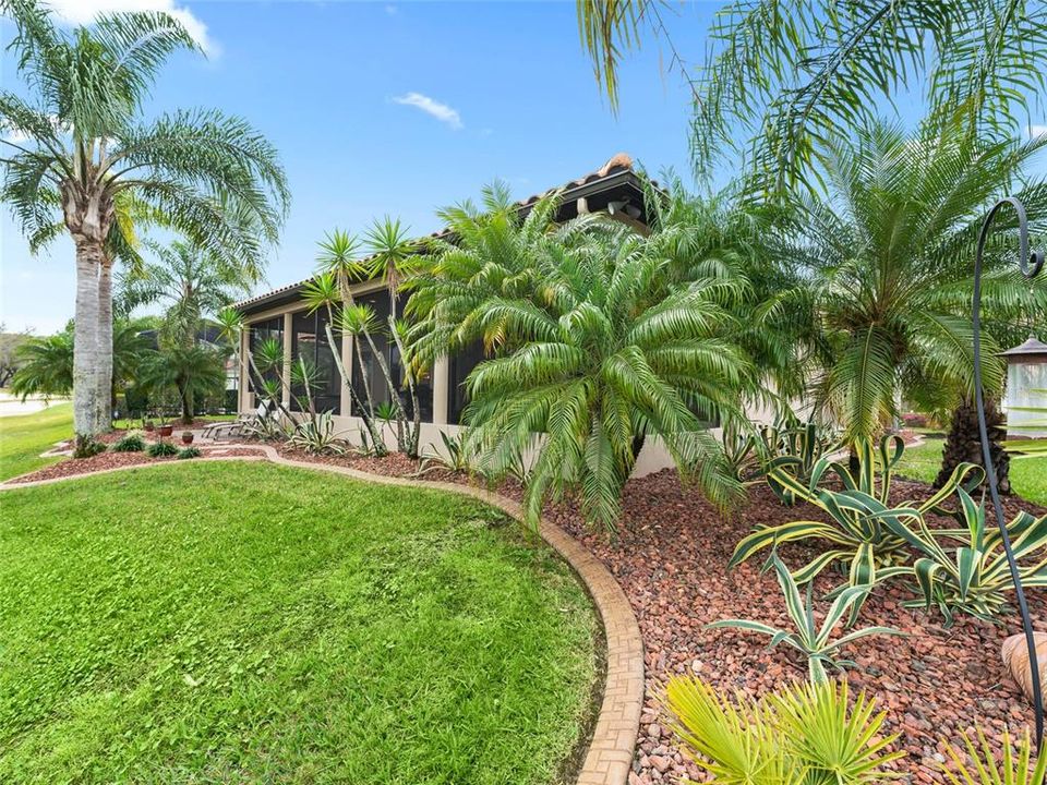 Recently Sold: $649,000 (3 beds, 2 baths, 2249 Square Feet)