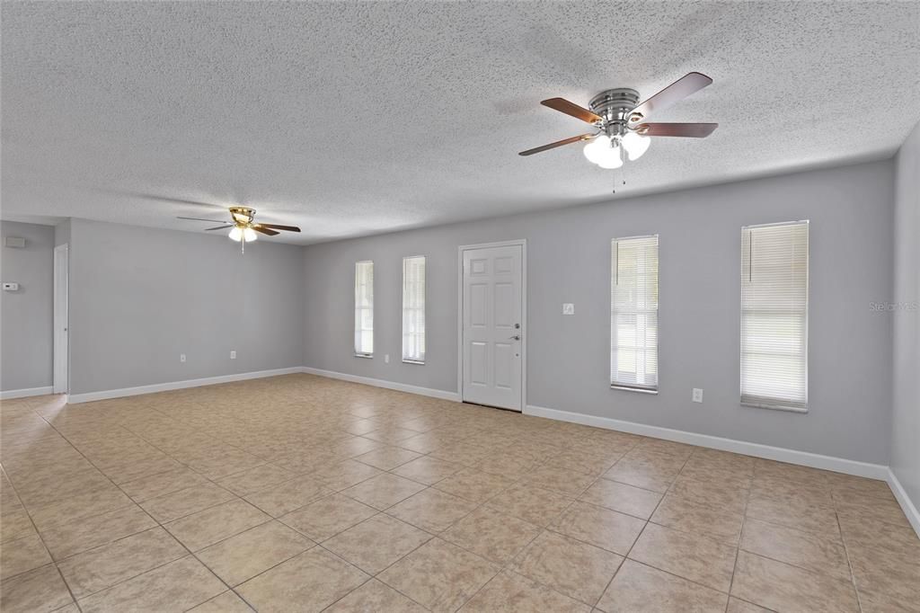 Living/Dining Room