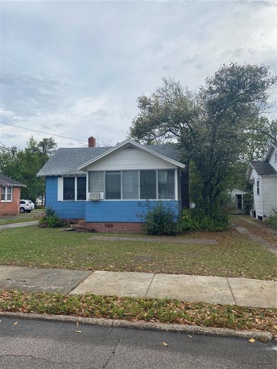 Recently Sold: $99,900 (2 beds, 1 baths, 948 Square Feet)