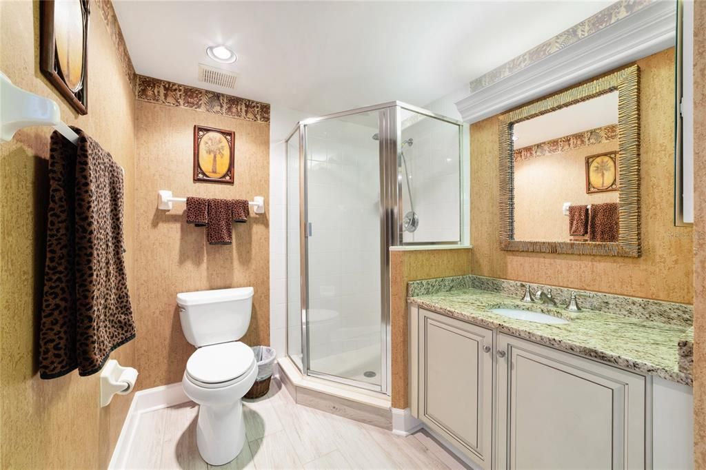 最近售出: $965,000 (3 贝兹, 3 浴室, 2060 平方英尺)