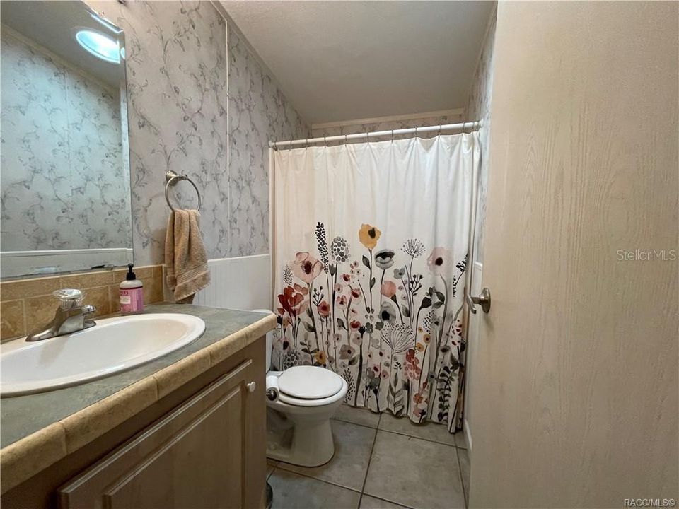 最近售出: $315,000 (3 贝兹, 2 浴室, 1612 平方英尺)