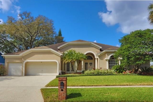 Recently Sold: $630,000 (4 beds, 2 baths, 2499 Square Feet)