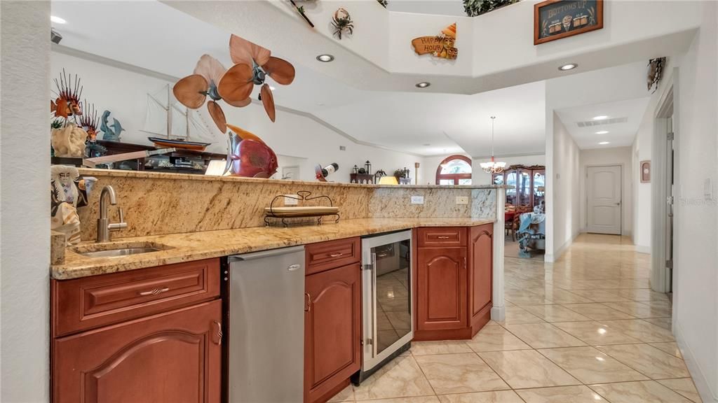 Recently Sold: $850,000 (3 beds, 2 baths, 3427 Square Feet)