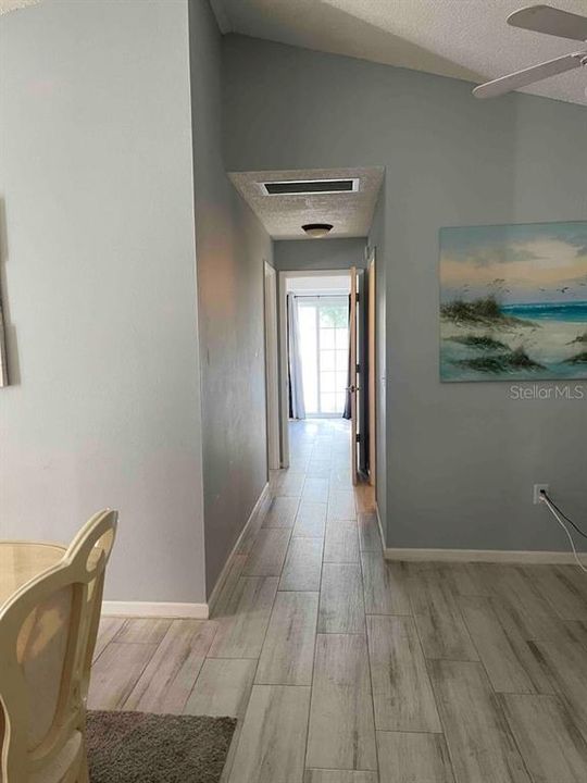 Vendido Recientemente: $459,000 (3 camas, 2 baños, 1710 Pies cuadrados)