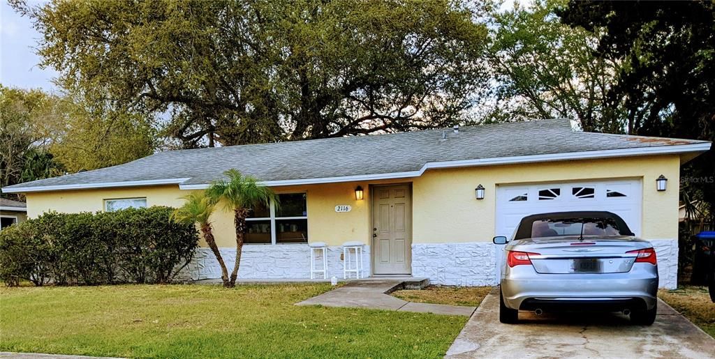 Recently Sold: $180,000 (3 beds, 2 baths, 1298 Square Feet)