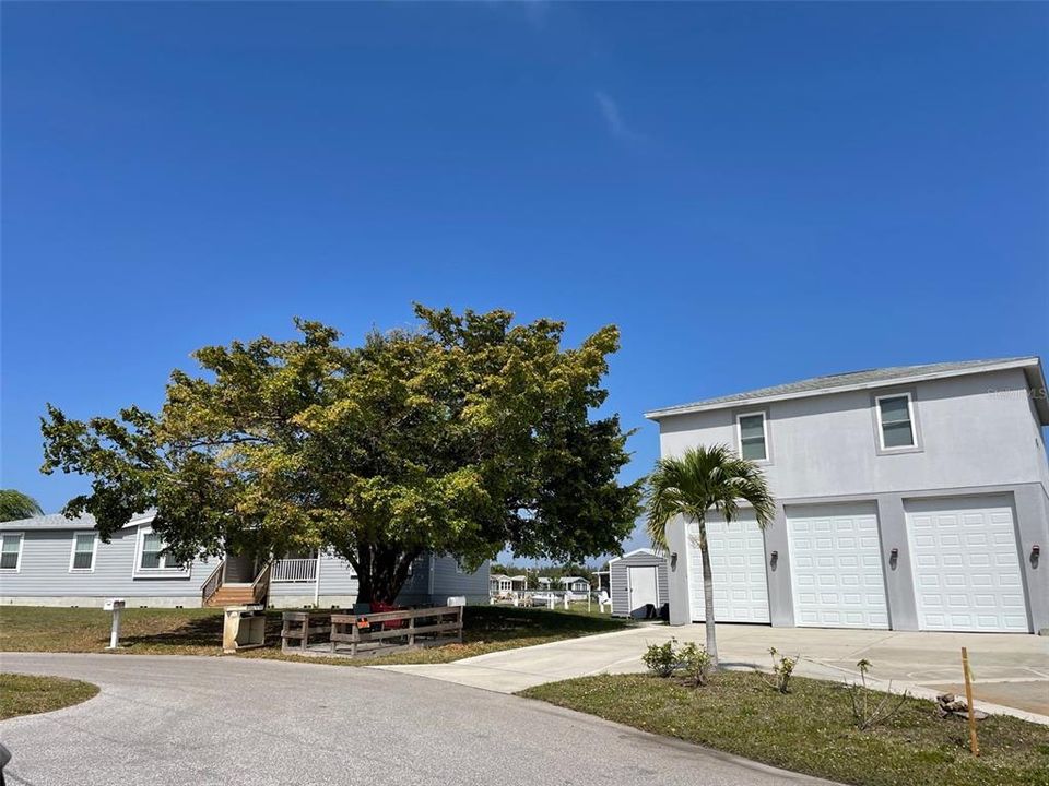 Front with Detached 3 car garage.