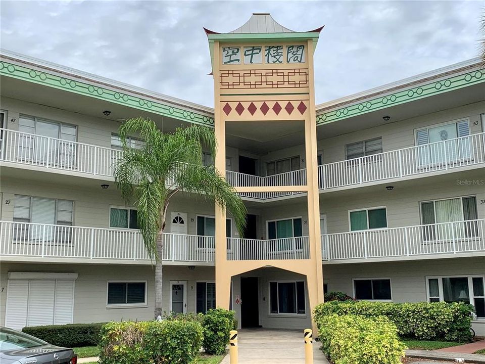 Vendido Recientemente: $195,000 (2 camas, 2 baños, 1400 Pies cuadrados)