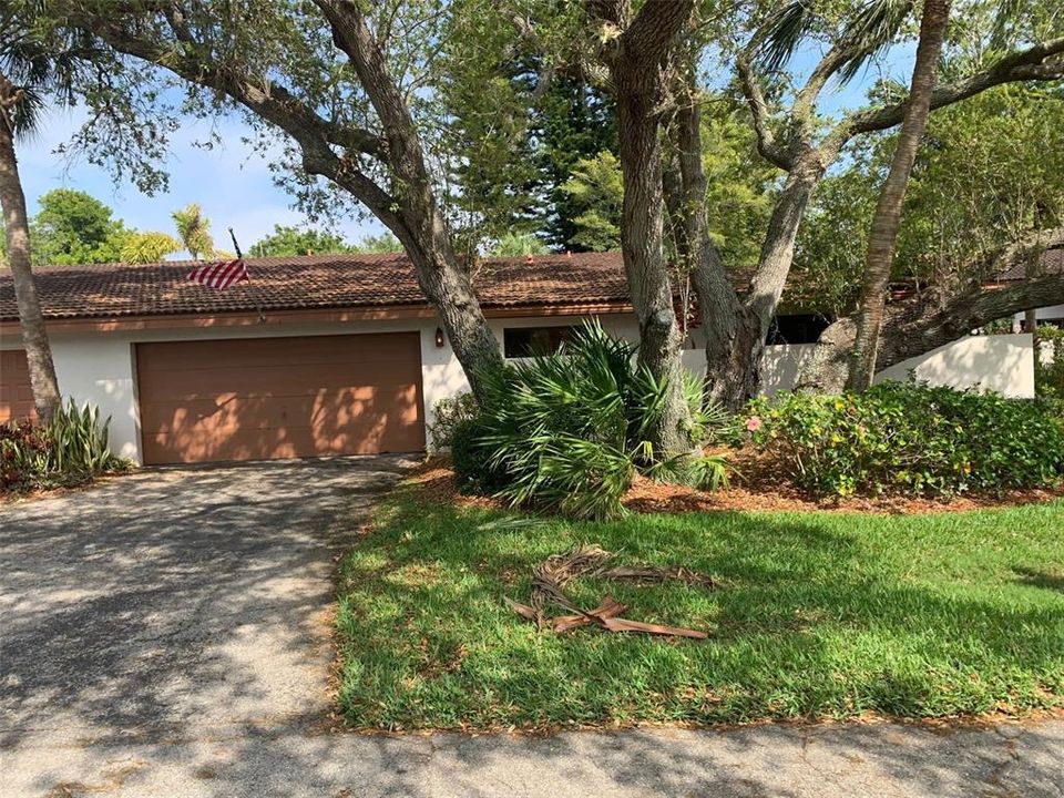 Recently Sold: $389,000 (3 beds, 2 baths, 1805 Square Feet)