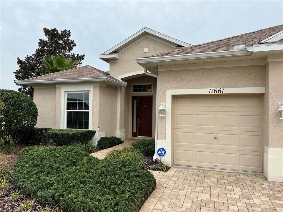 Recently Sold: $460,000 (4 beds, 3 baths, 2471 Square Feet)