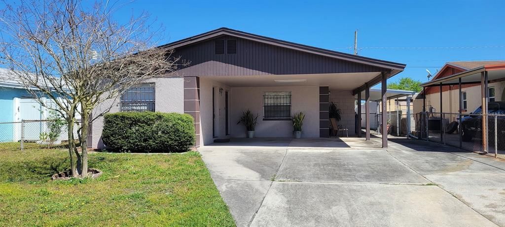 Vendido Recientemente: $315,000 (3 camas, 2 baños, 1393 Pies cuadrados)