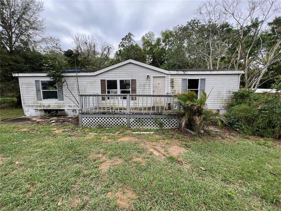 Recently Sold: $100,000 (3 beds, 2 baths, 1104 Square Feet)