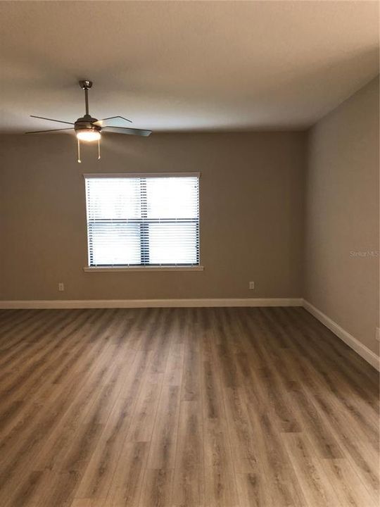 Recently Rented: $2,395 (4 beds, 2 baths, 1832 Square Feet)