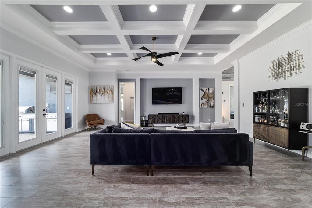 Recently Sold: $899,000 (4 beds, 3 baths, 3100 Square Feet)