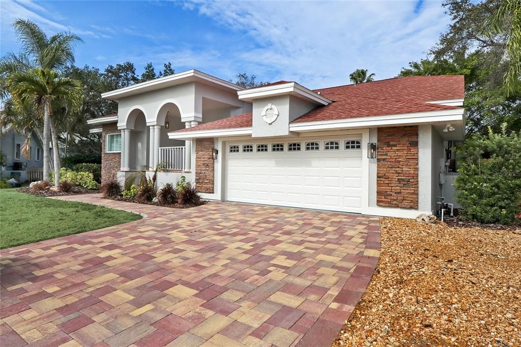 Recently Sold: $1,289,500 (5 beds, 3 baths, 2870 Square Feet)