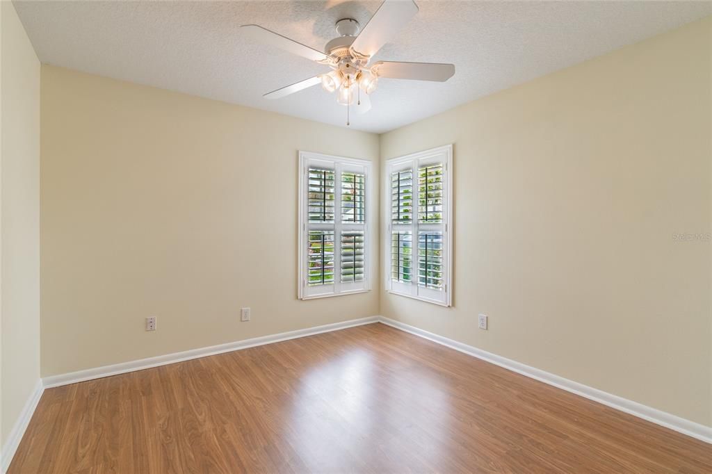 Recently Sold: $315,000 (2 beds, 2 baths, 1526 Square Feet)