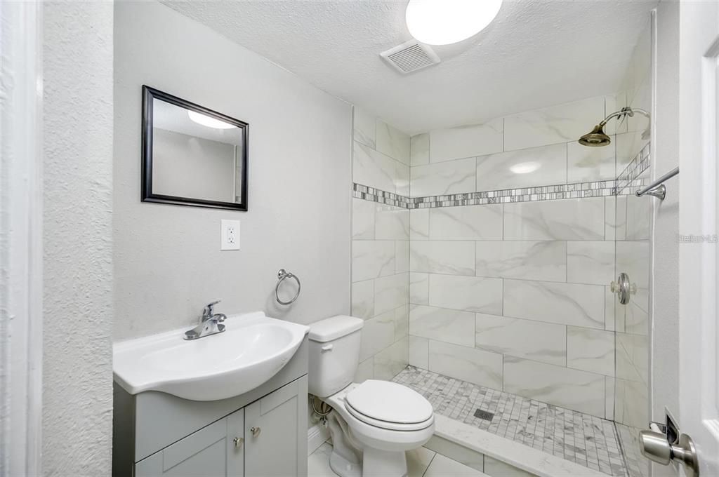 Недавно арендовано: $2,300 (3 спален, 2 ванн, 1200 Квадратных фут)