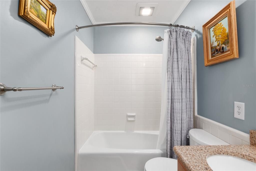 最近售出: $419,000 (4 贝兹, 2 浴室, 1793 平方英尺)