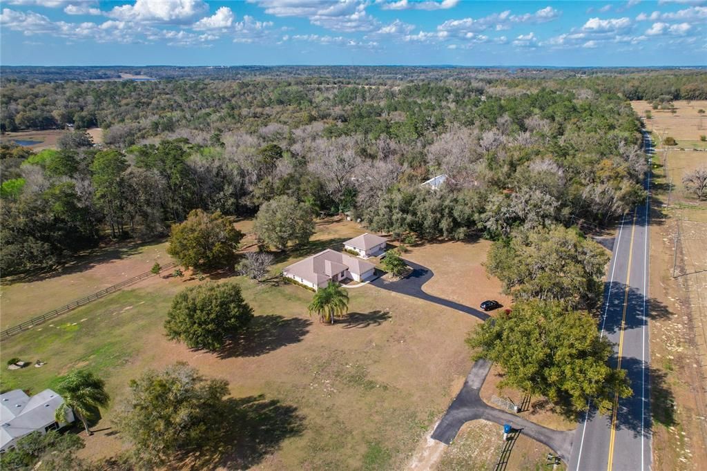 Vendido Recientemente: $430,000 (3 camas, 2 baños, 1945 Pies cuadrados)