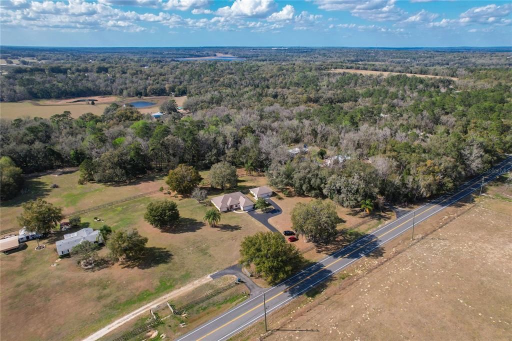 Vendido Recientemente: $430,000 (3 camas, 2 baños, 1945 Pies cuadrados)