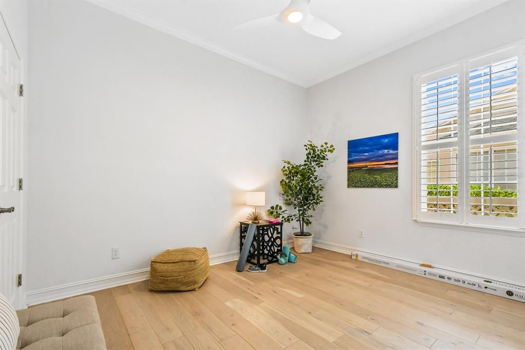 Recently Sold: $750,000 (3 beds, 2 baths, 1860 Square Feet)