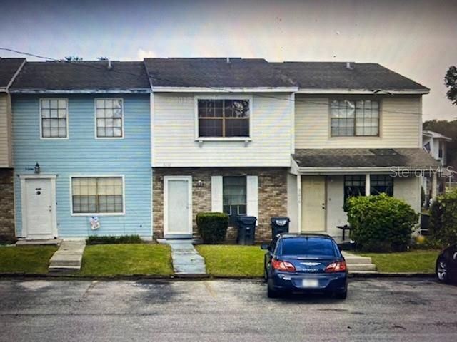Recently Sold: $100,000 (2 beds, 1 baths, 960 Square Feet)