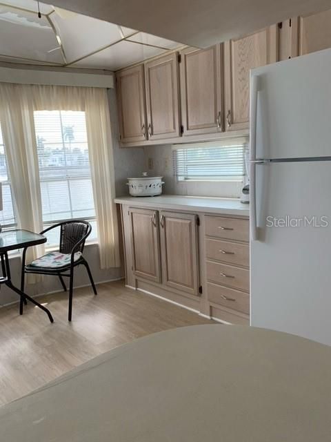 Recently Sold: $245,000 (2 beds, 2 baths, 946 Square Feet)