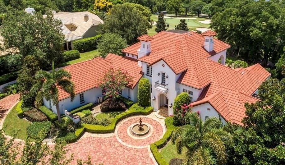 Recently Sold: $2,600,000 (5 beds, 6 baths, 5781 Square Feet)