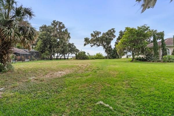 For Sale: $535,000 (0.74 acres)