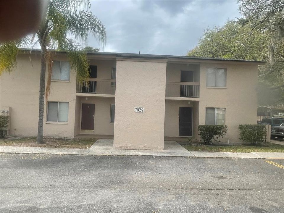 Recently Sold: $125,000 (2 beds, 2 baths, 936 Square Feet)